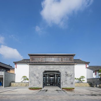 苏州雅致湖沁阁酒店